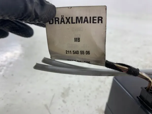 Mercedes-Benz CLK keskuslukituspumppu OEM A3510020010 image 6