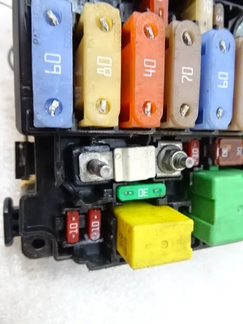 Module BSM OEM 9804848580 pour Peugeot 308 image 5