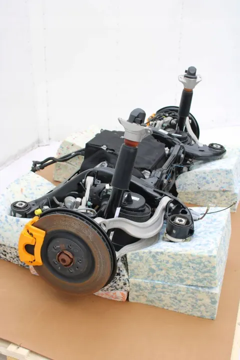 Viga suspensión trasera Audi E-Tron OEM bt-cars-31335 image 7