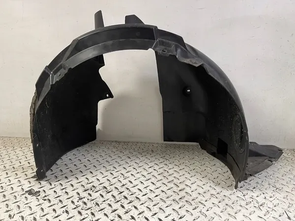 Front Right Wheel Arch VW Polo VI 2GS805912B image 5