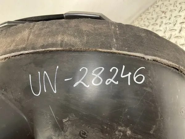 Front Right Wheel Arch VW Polo VI 2GS805912B image 8