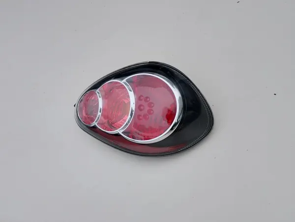 Toyota Aygo I Lift Lámpara Trasera Derecha 08-14 image 2