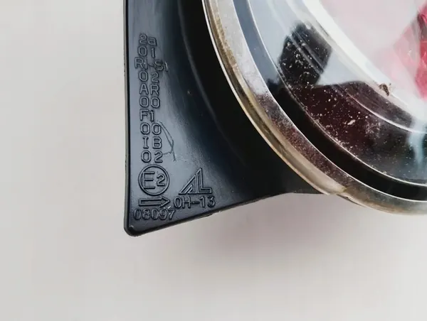 Toyota Aygo I Lift Lámpara Trasera Derecha 08-14 image 5