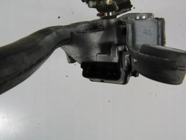 Nissan Note I E11 Pyyhkijämekanismi OE 288009U10A image 3