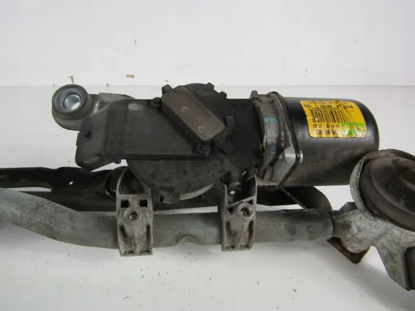 Nissan Note I E11 Pyyhkijämekanismi OE 288009U10A image 9