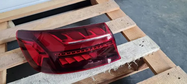 A4 B9 8W LIFT LÁMPARA LED IZQUIERDA TRASERA ALA SEDÁN 8W5945091AA image 2