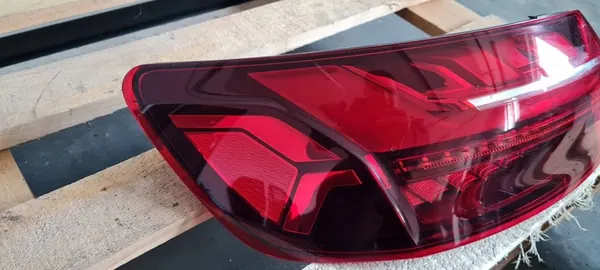 A4 B9 8W LIFT LÁMPARA LED IZQUIERDA TRASERA ALA SEDÁN 8W5945091AA image 5