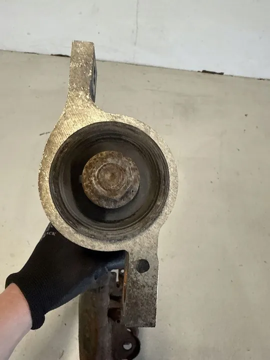 Braccio di Controllo Anteriore Inferiore LEXUS IS II Destro 4862030290 image 2