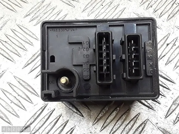 Relé Citroen C6 2007 2700hdi 55233720 image 3