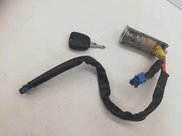 PEUGEOT 206 LIFT sytytyskytkin avain image 2