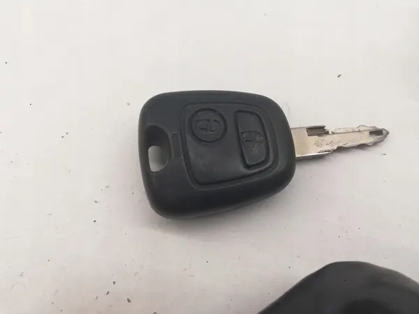 PEUGEOT 206 LIFT sytytyskytkin avain image 3