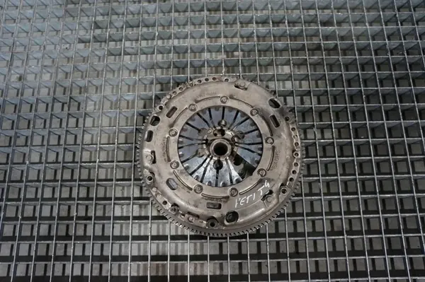 Kit de embreagem volante bimassa Skoda Yeti 2.0 TDI image 4