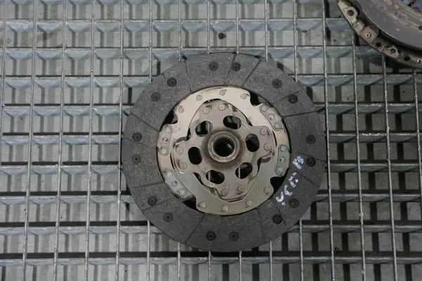 Kit de embreagem volante bimassa Skoda Yeti 2.0 TDI image 5