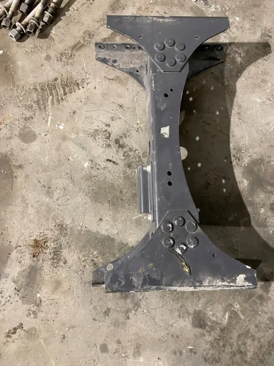 Reforço de Chassi Renault Gama T - Peça OE Usada image 6