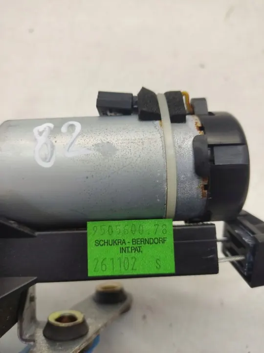 Moteur de siège BMW 9505600 pour Série 7 E65/E66 image 4