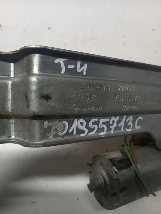 Takaluukun oikea pyyhkijämekanismi VW T4 OEM 701955713C image 3