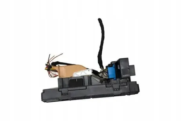 Module Confort VW OEM 5WK50402A pour Caddy II Variant image 3