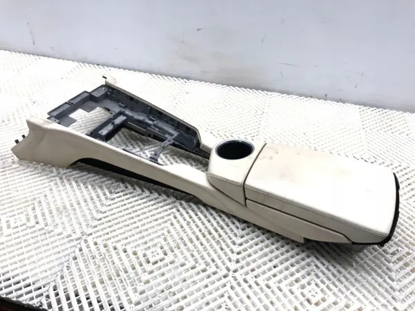 Console centrale OEM LORK-389-32065 avec accoudoir Porsche Panamera image 5