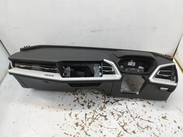 Audi Q4 E-TRON instrumentpanel OEM AUDIQ4ETRONKOKPIT image 2