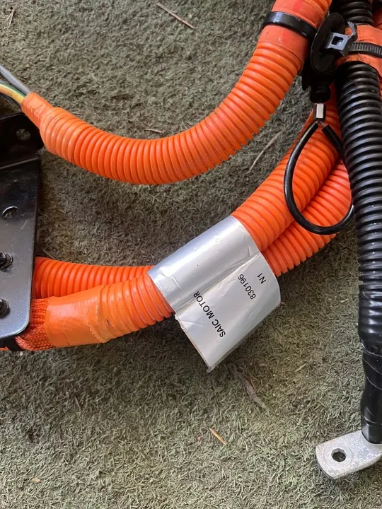 MG-ZS SUV RHD Voorste Oplaadpoort MG image 4