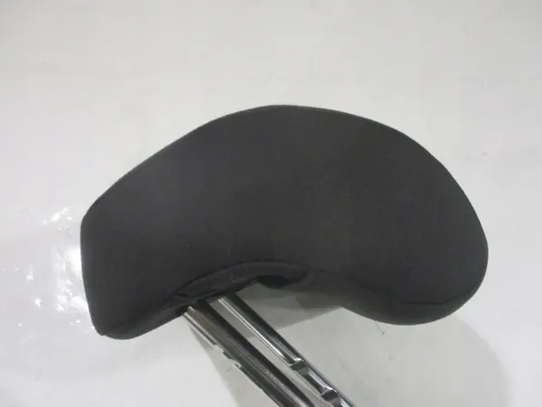 Appuie-tête arrière droit OEM COE268 pour VW Jetta 5C VI image 3