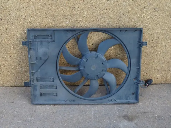 SKODA OCTAVIA III 1.6 TDI Fläktmontering 5Q0959455BG image 4