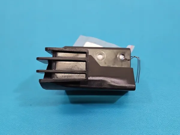 Guia Cinto Traseira Esquerda OEM 5E7857781 Skoda Superb image 3