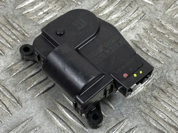 Compuerta de ventilación Jeep OE CT659001545250008 - Usado image 2