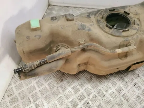 Hyundai Kona Bränsletank OEM 31171CM000 - Begagnad image 5