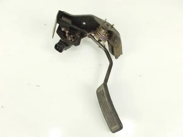 Pédale d'accélérateur OEM 55CYWUT pour Toyota Corolla E12 image 2