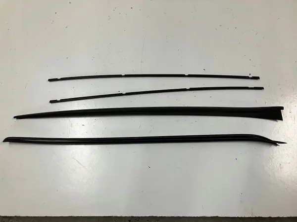 Voorruitrubber OEM 3G0854327/3G0854542A Passat B8 image 2