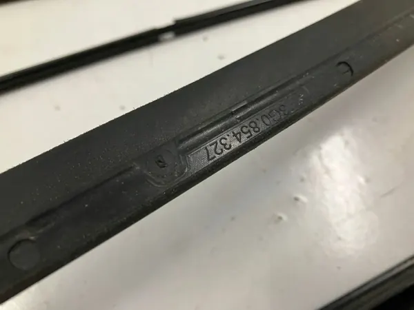 Voorruitrubber OEM 3G0854327/3G0854542A Passat B8 image 3