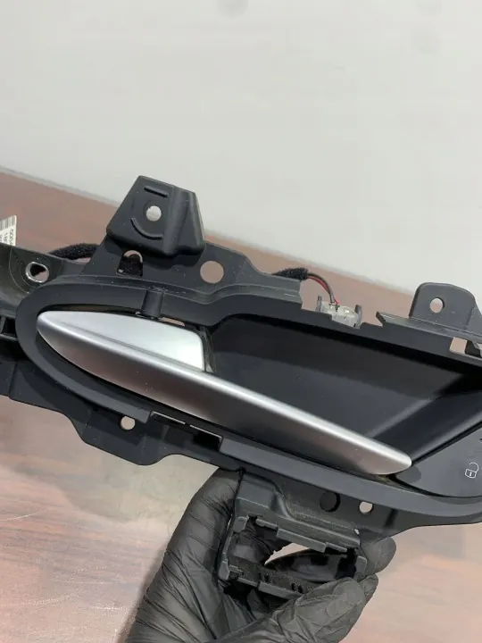 Puxador interior esquerdo OEM 160006682 Alfa Romeo image 5
