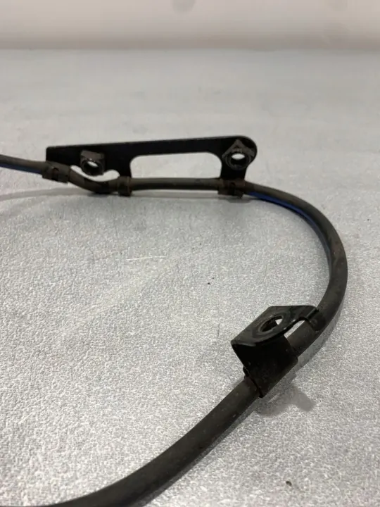 Mitsubishi Outlander Taka-ABS-anturi OEM FBZ18471 image 4