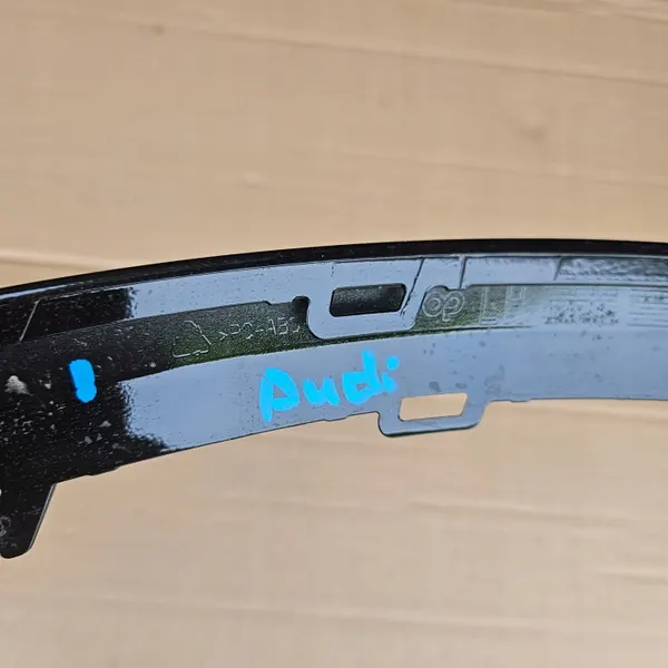 OEM T1355 Heckstoßstangen-Spoilerleiste Audi Q4 E-Tron 21- image 7