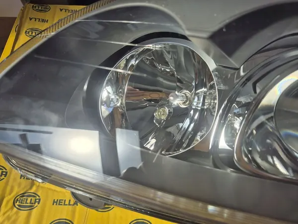 Hella 1DL 008 461-771 Farol image 3