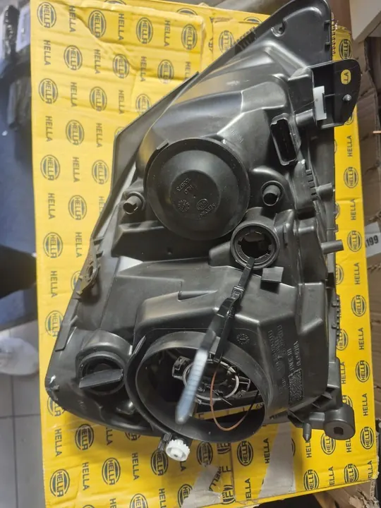 Hella 1DL 008 461-771 Farol image 9