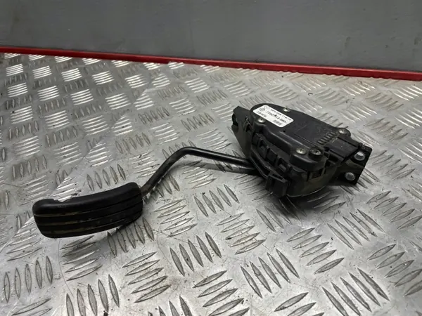 Gaspedaalpotentiometer OEM 6933310 voor Opel Vivaro A image 2