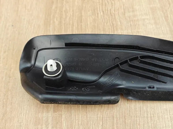 Cache Phare Arrière Gauche BMW G26 OEM 8739613 image 4