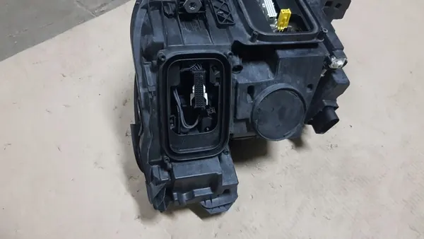 Rechter voor LED Multibeam lamp Mercedes E-klasse image 10