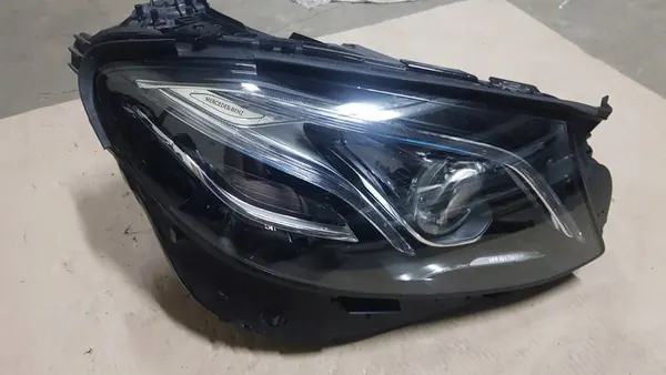 Rechter voor LED Multibeam lamp Mercedes E-klasse image 2