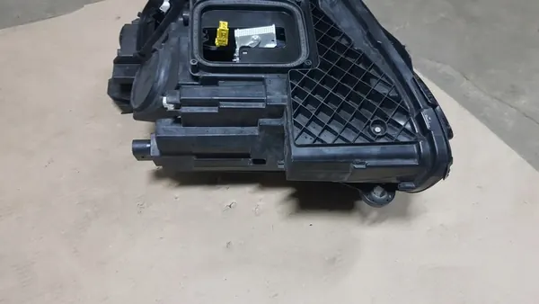 Rechter voor LED Multibeam lamp Mercedes E-klasse image 9