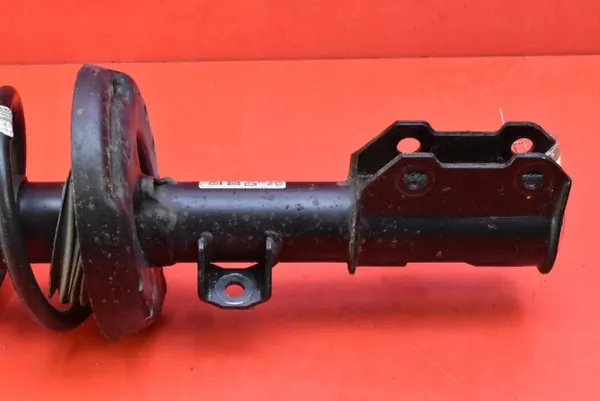 OEM 39039572 Oikea Etujousi Opel Astra:lle image 3
