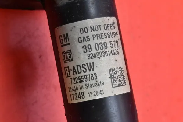 OEM 39039572 Oikea Etujousi Opel Astra:lle image 8