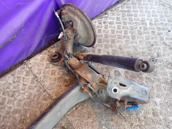 Viga de eje trasero OEM Zawada-364069- para Peugeot 1007 image 4