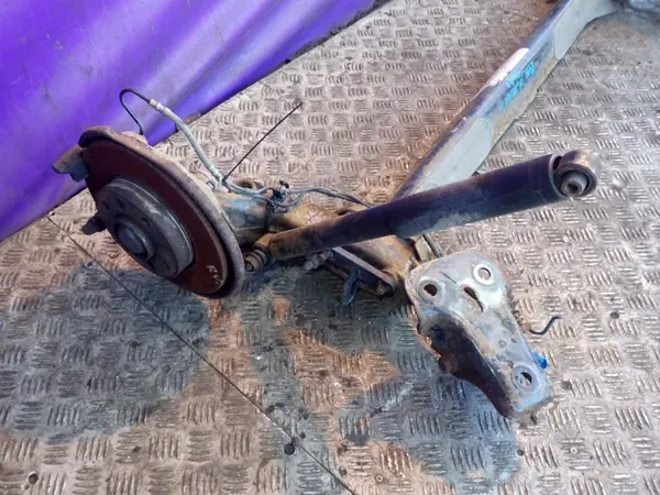 Viga de eje trasero OEM Zawada-364069- para Peugeot 1007 image 5