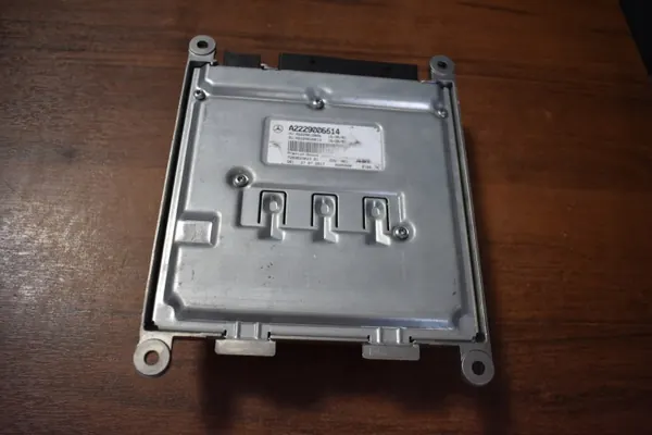Amplificateur Burmester OEM A2229006514 Mercedes image 3