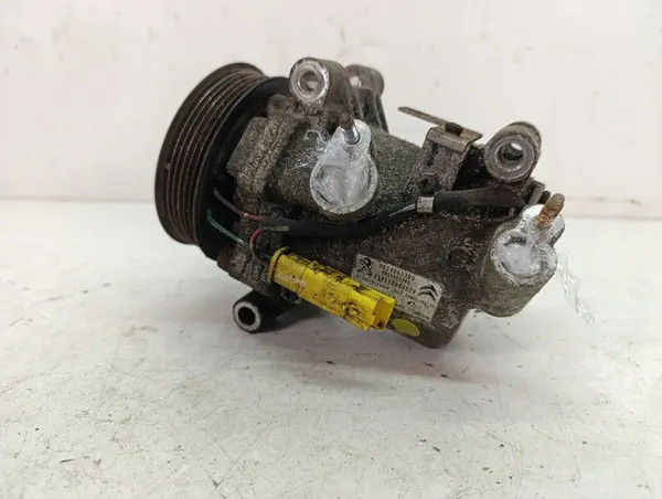 Compresor de aire acondicionado Peugeot 301 C Elysee 1.6 E HDI 9814865380 image 2