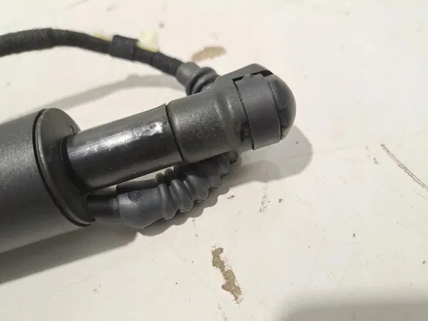 Rechter achterklepactuator OEM 7298984 voor BMW 3 GT image 4