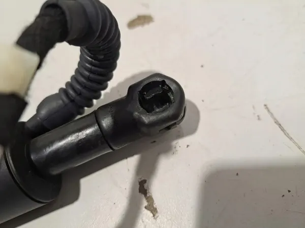 Rechter achterklepactuator OEM 7298984 voor BMW 3 GT image 7
